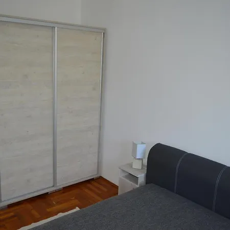 Csepp Nyaralohaz Medencevel Holiday home *