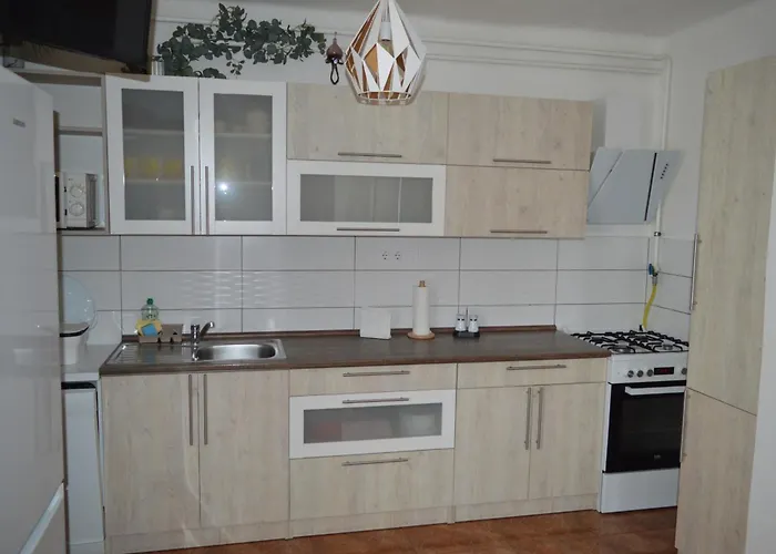 Ferienhaus Csepp Nyaralohaz Medencevel *